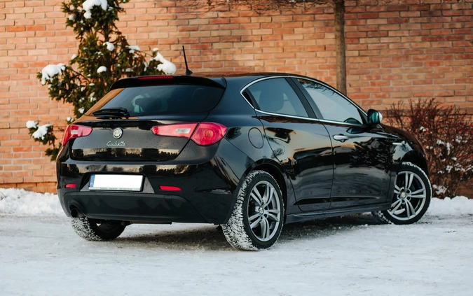 Alfa Romeo Giulietta cena 45900 przebieg: 99800, rok produkcji 2014 z Białystok małe 562